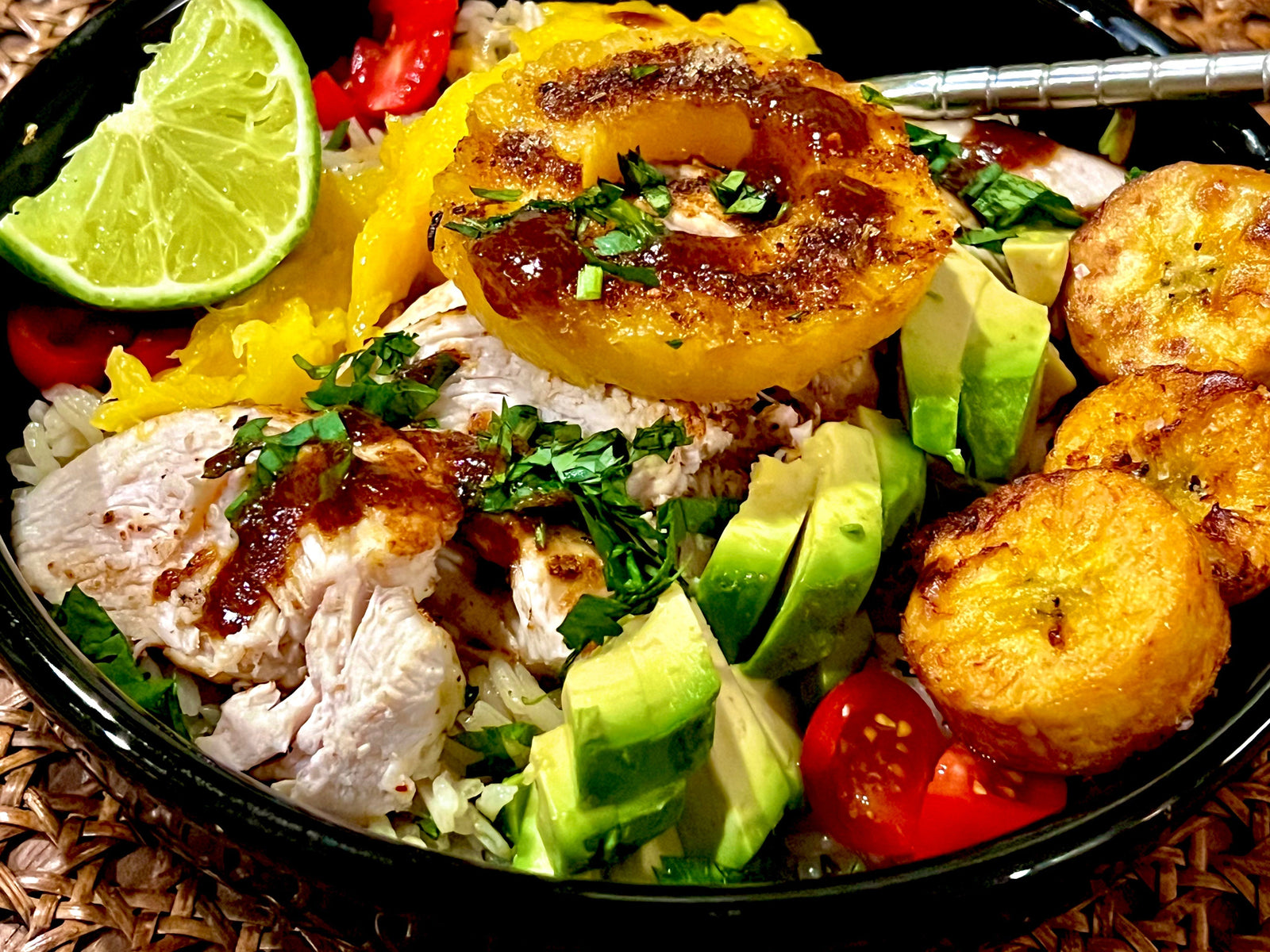 Caribbean Chicken Mango Rice Bowl/ Easy Tropical Dinner with Mango and Avocados
